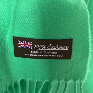 Scottish Cashmere Kelly Green Scarf